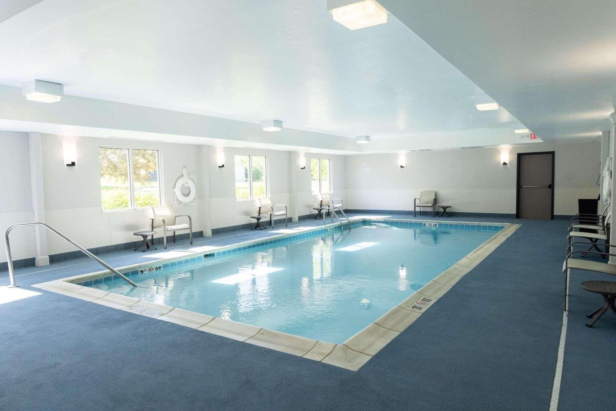 Country Inn & Suites By Radisson, Elizabethtown, Ky Exteriör bild
